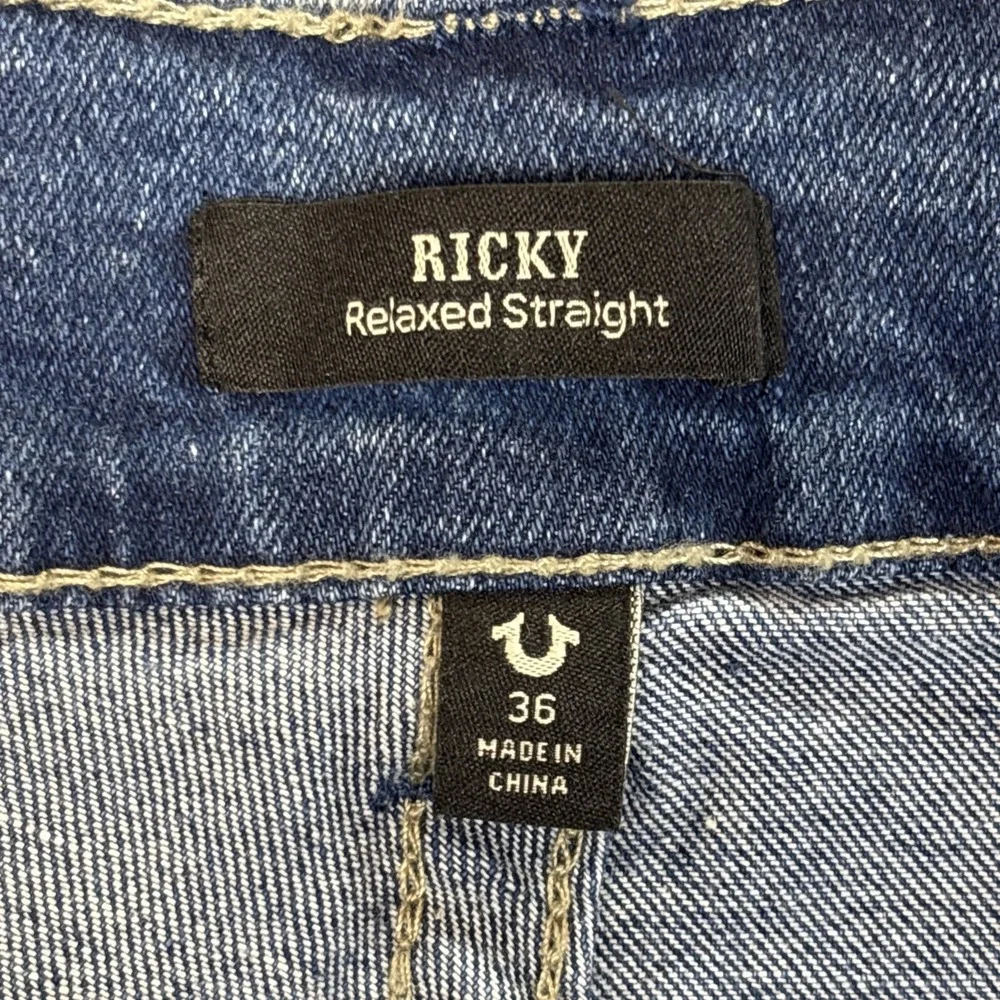 True Religion Men Ricky Relaxed Straight Blue Denim Jean Logo Size 36 (38x34)